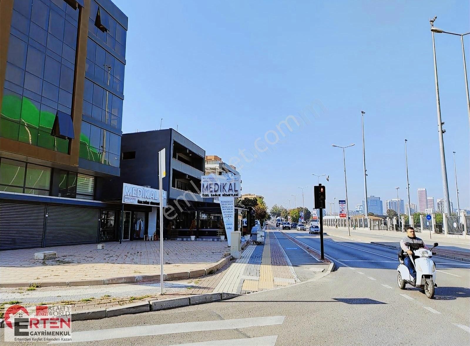 A.o.s. Devlet Hastanesi Ve Timsah Arena Karşısında Kiralık Ofis