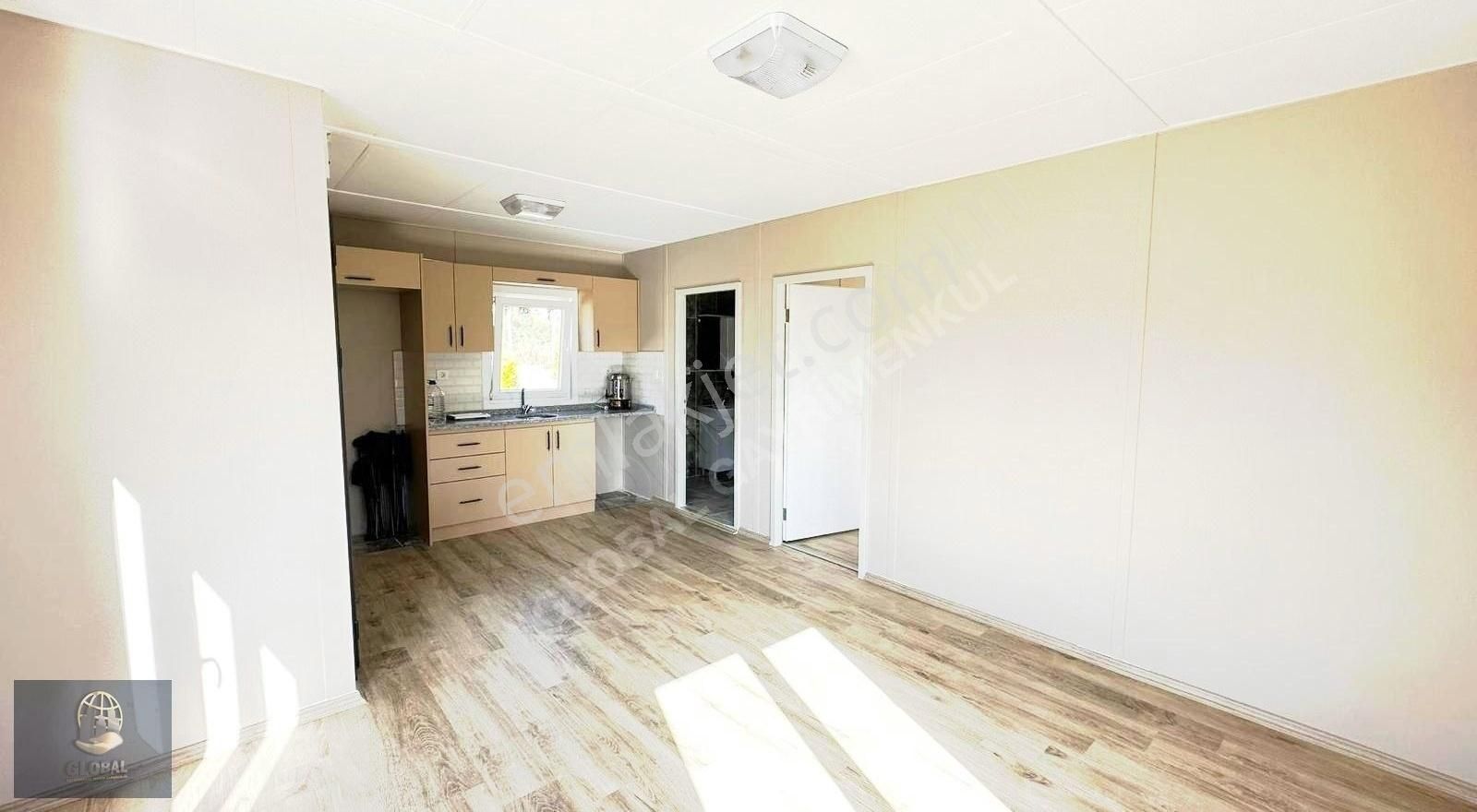Tekirdağ Muratlı Çevrim Kaya 30m2 Arsa Üzerine Kurulu 1+1 45m2