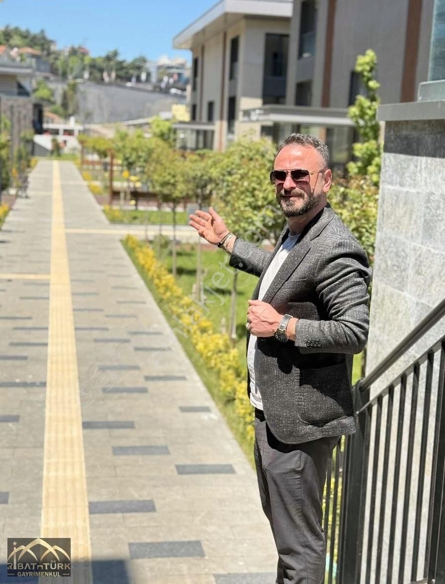 Trabzon Çömlekçi Toki De Satılık 2+1 150 M2 R.daire