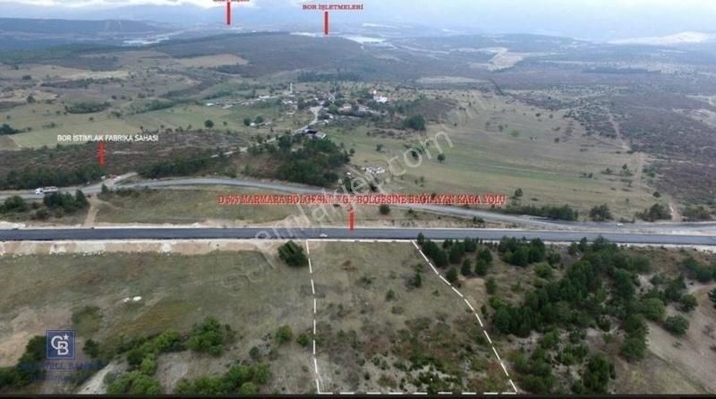 Kütahya Emet İlçesi Tavşanlı Yolu Üzeri Satılık Arsa
