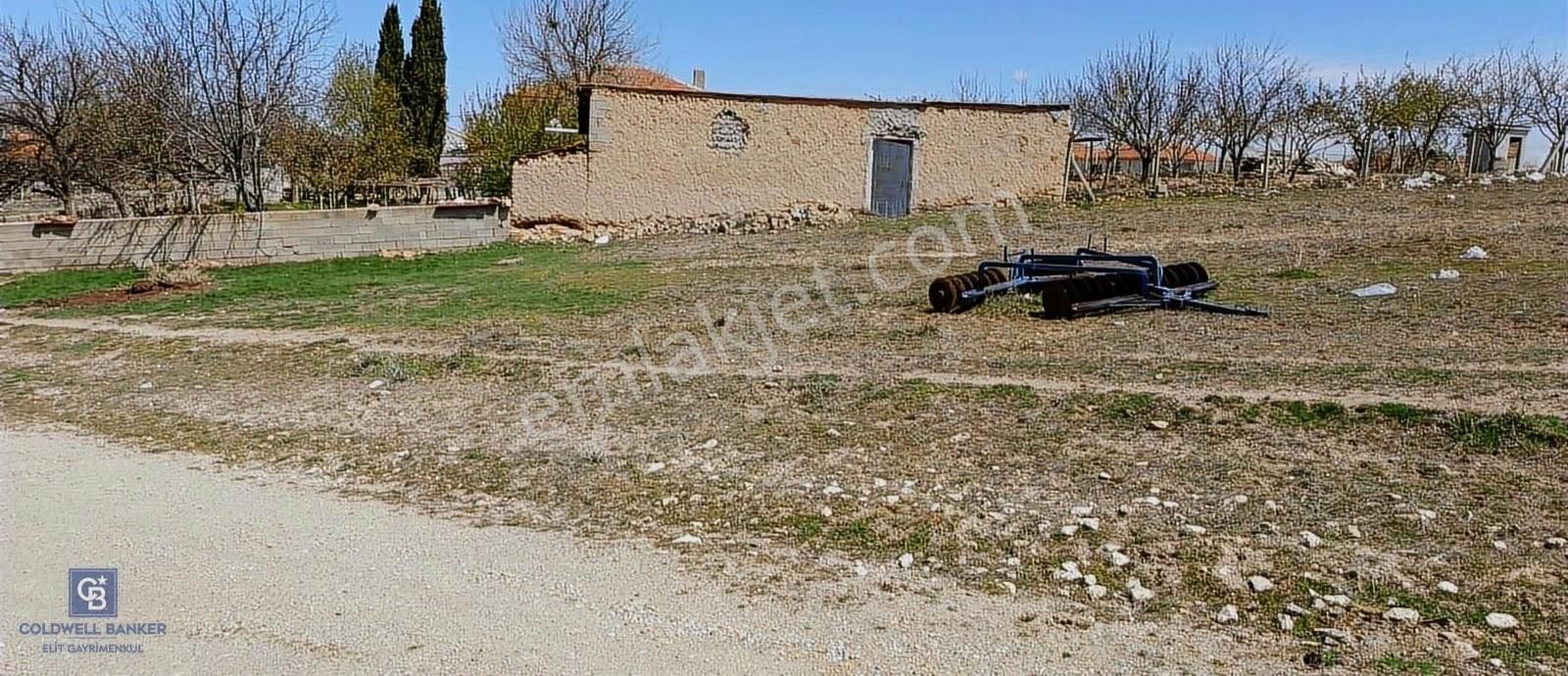 Asmakaradam Köy Merkezinde Konut İmarlı Arsa