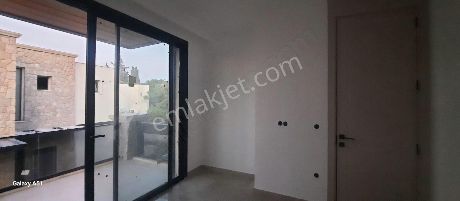 Bodrum Turgutreis Bahçeli Evlerde Satılık Lüks 3+1 İkiz Villa - Görsel 4