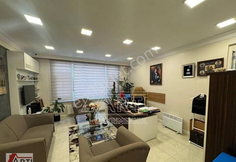 4. Levent Çeliktepe Bülbüldere Sokakta Satılık Dükkan