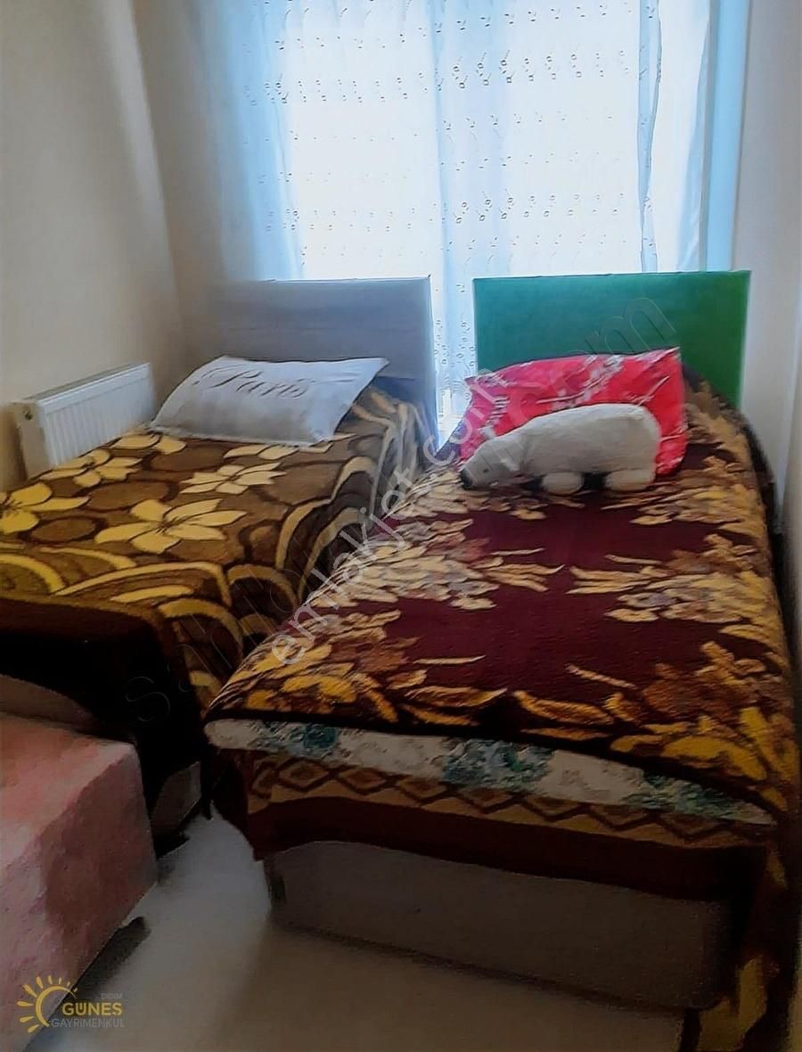 Orta Mahallede Asansorlu Eşyalı Kiralık Balkonlu 1+1