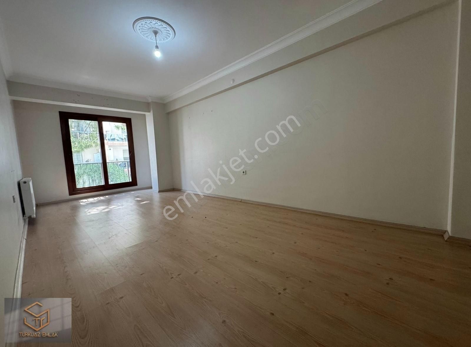 Esatpaşa Lise Yolunda Krediye Uygun Satılık 2+1 Arakat Daire