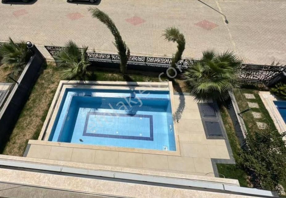 Kuşadası Davutlar'da 5+1 Özel Havuzlu 00 Satılık Villa - Görsel 3