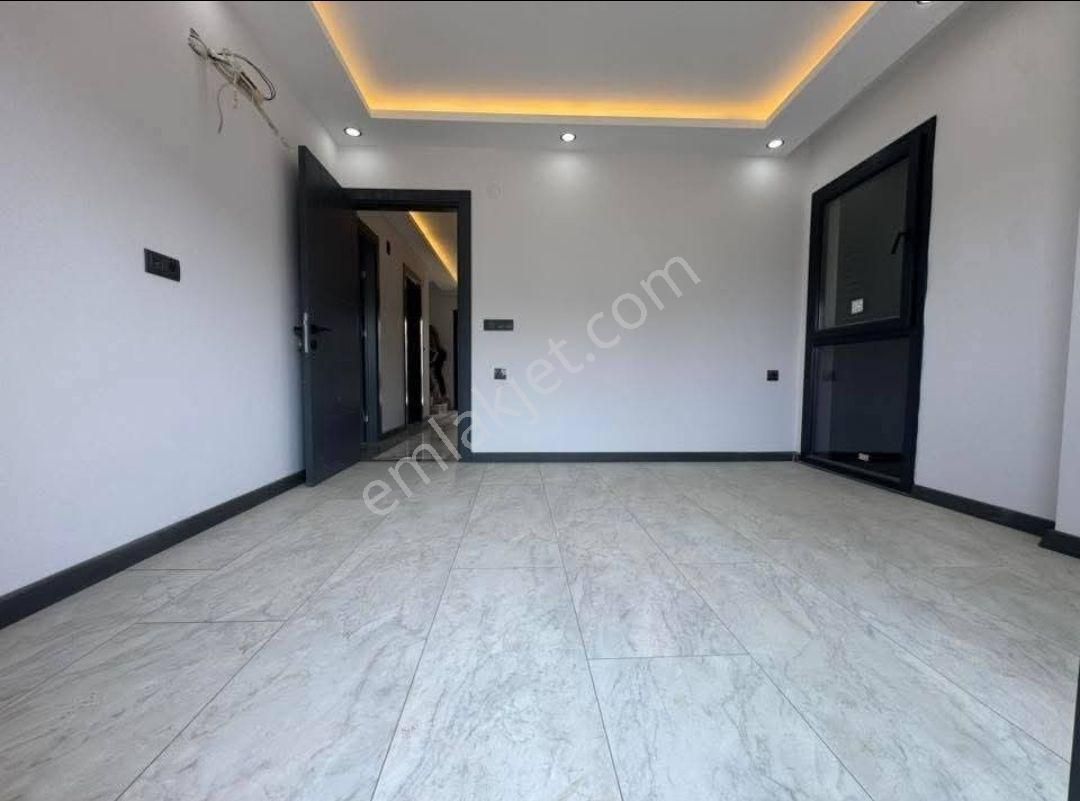 Kuşadası Davutlar'da 5+1 Özel Havuzlu 00 Satılık Villa - Görsel 14