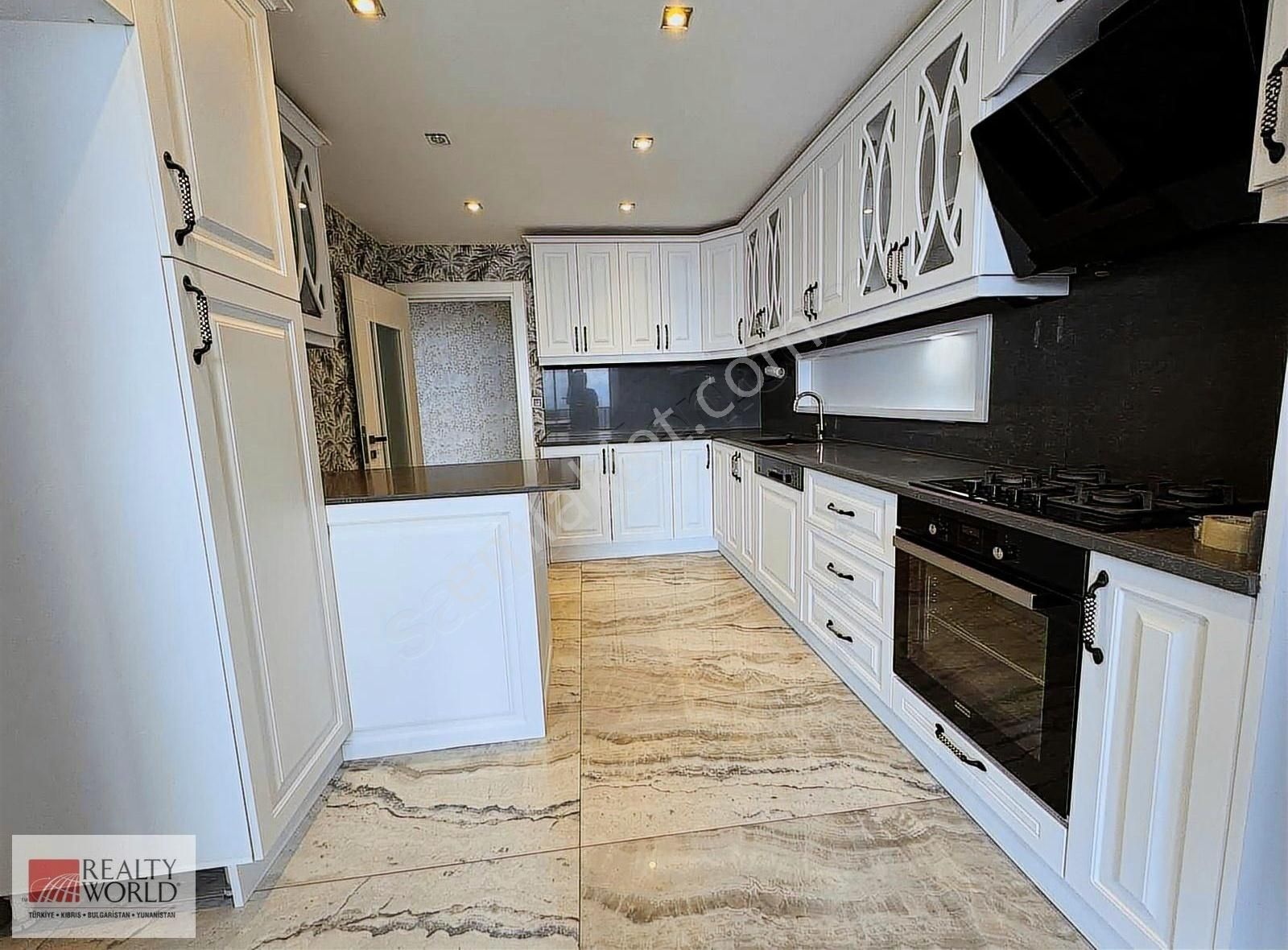 Mudanya Safir Adatepe Evleri Deniz Manzaralı 4+1 Satılık Daire