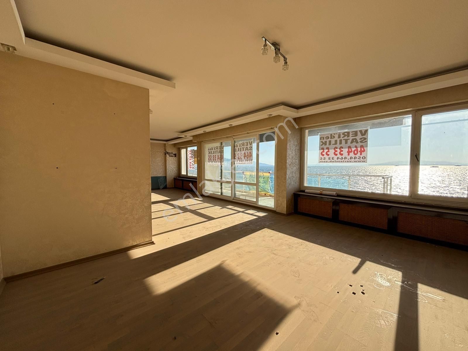Alsancak Kordonda 5.kat 2+1 160m2 Çift Tapulu Satılık Daire
