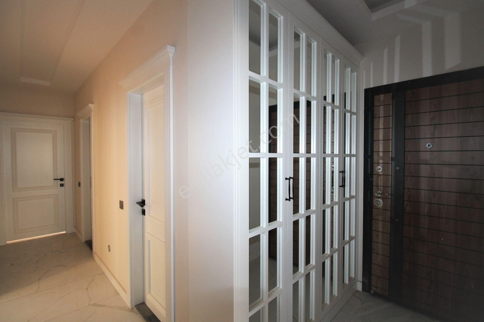 Retro’dan 50.yıl Mah’de Tek Blok Site İçi Tarz Tasarım Emsalsiz 3+1 - Görsel 17