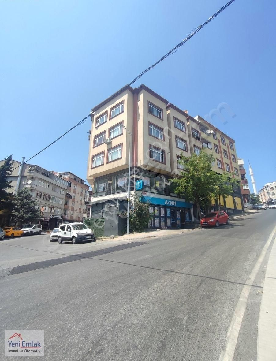 Yeni'den 2+1 Şahane Konumda Ofis Olarakta Kullanıla Bilir Daire.