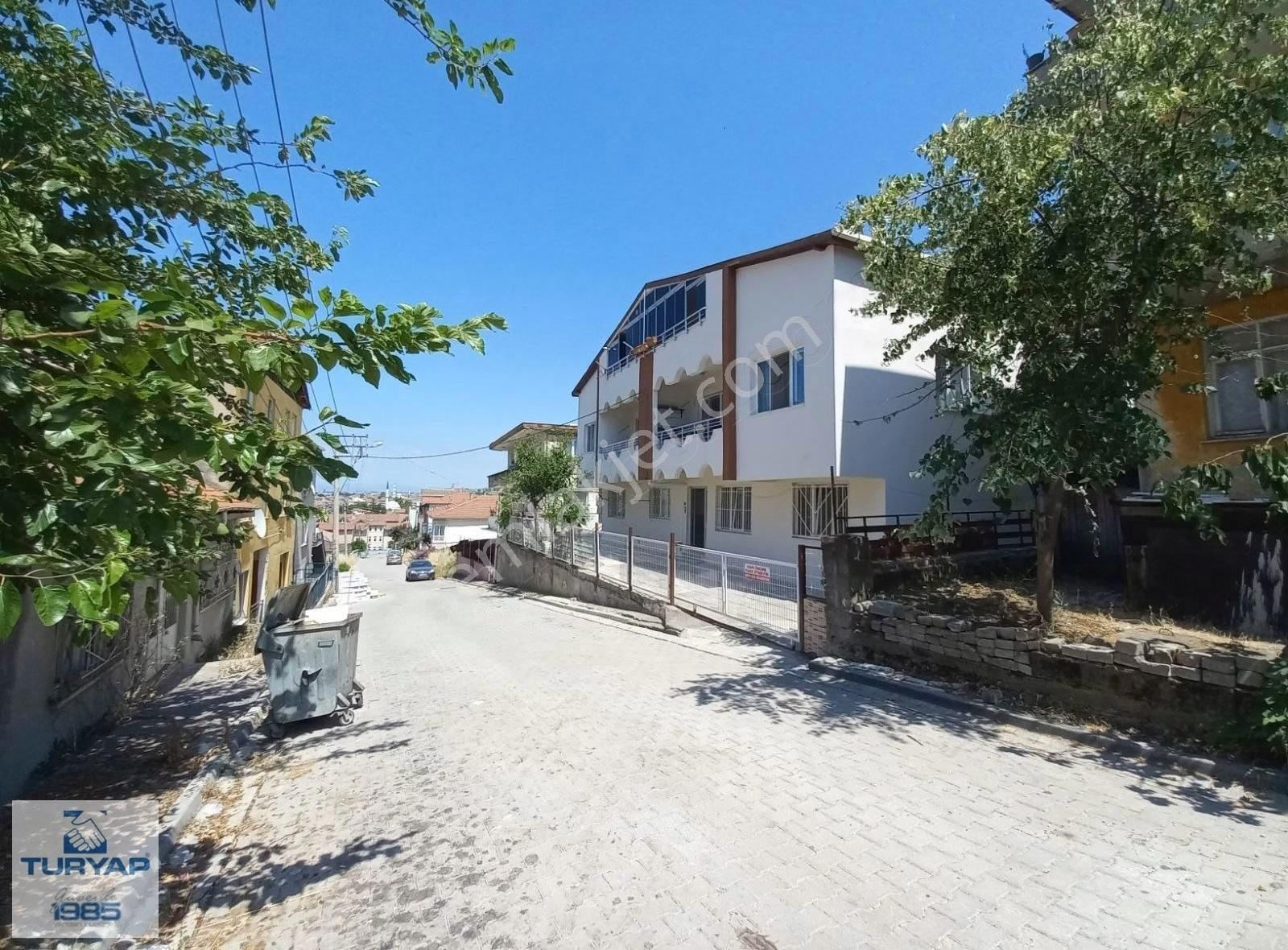Turyap Erhan'dan Kiralık Merkeze Yakın 3+1 Arakat Daire