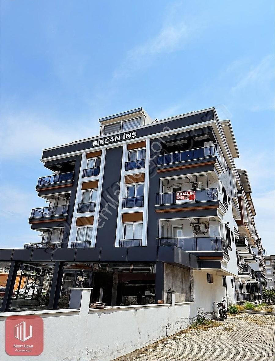 Mert Uçar'dan Kiralık Seyrek Merkez De Eşyalı 1+1 Daire