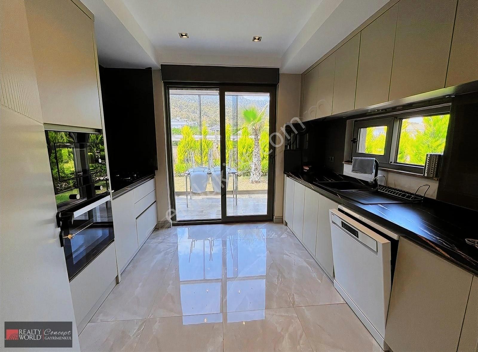 Antalya Kemer'de Site İçinde 3+1 Huzur Dolu Villalar - Görsel 20