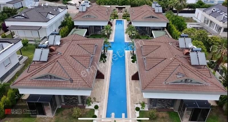 Antalya Kemer'de Site İçinde 3+1 Huzur Dolu Villalar - Görsel 18