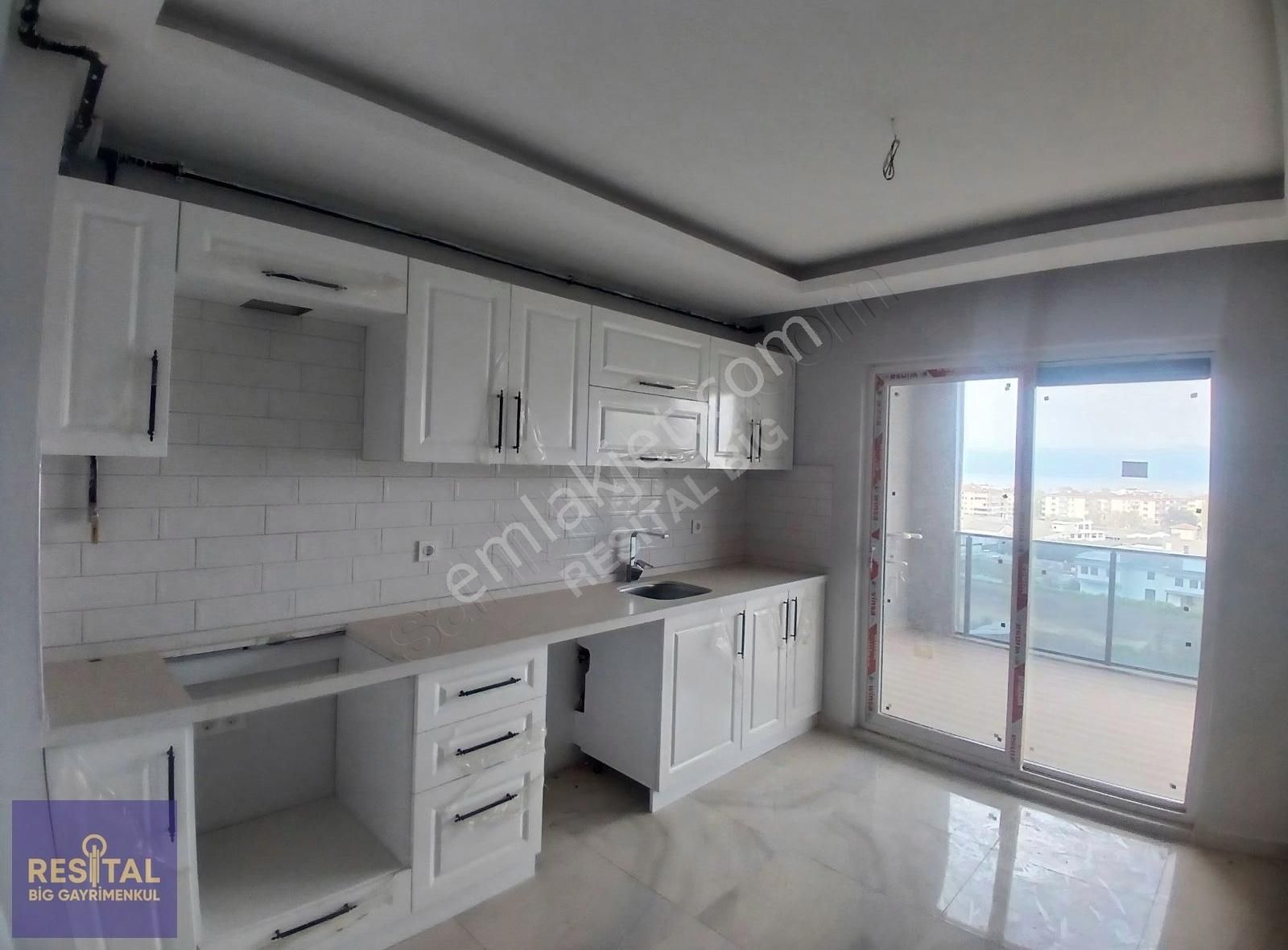 Mudanya Güzelyalı'da Deniz Gören Sıfır Satılık Dubleks Daire
