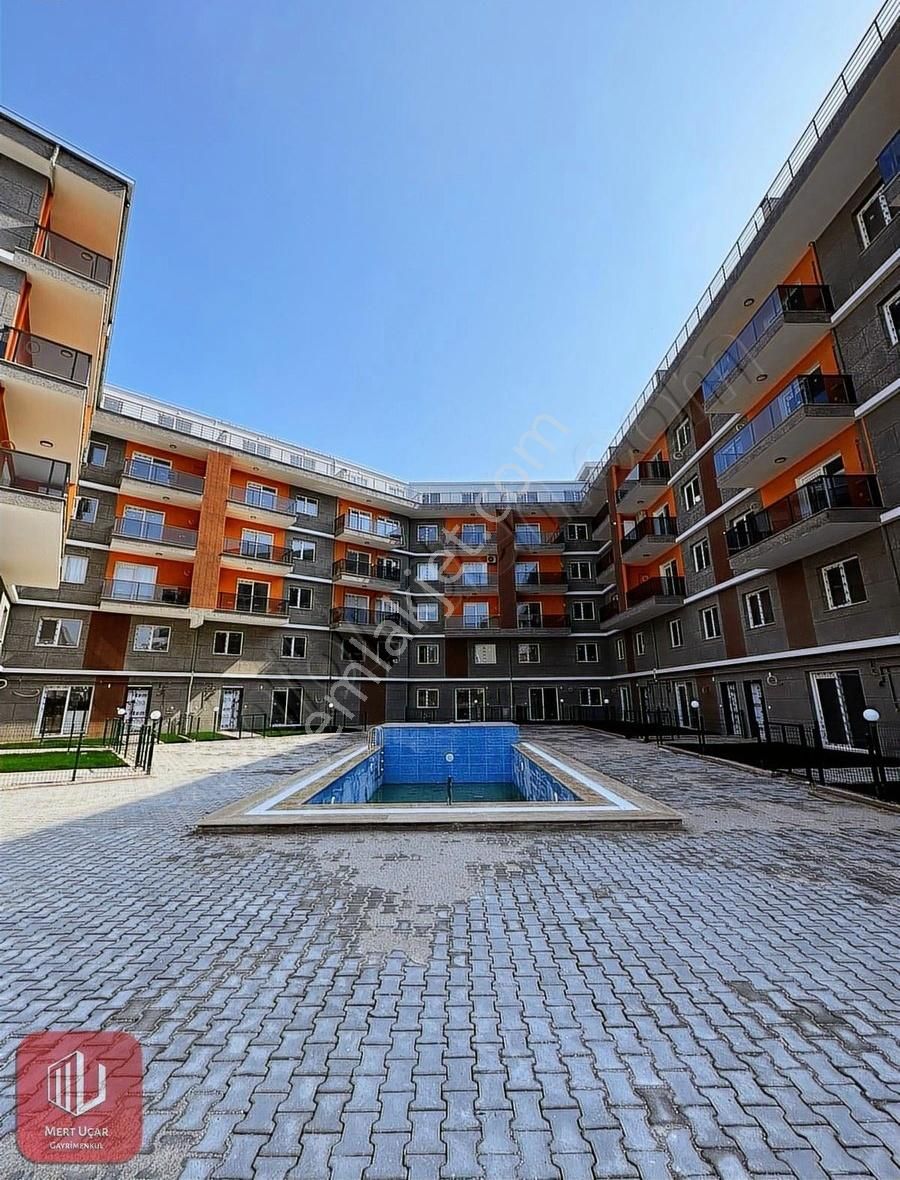 Mert Uçar'dan Satılık Seyrek De Havuzlu Sitede 2+1 Dubleks Daire