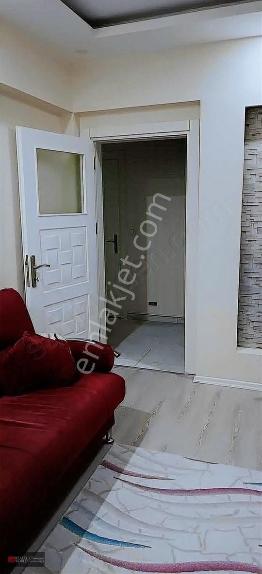 Akşehir Gazi Mahallesi'nde 3+1+kilerli Satılık Daire