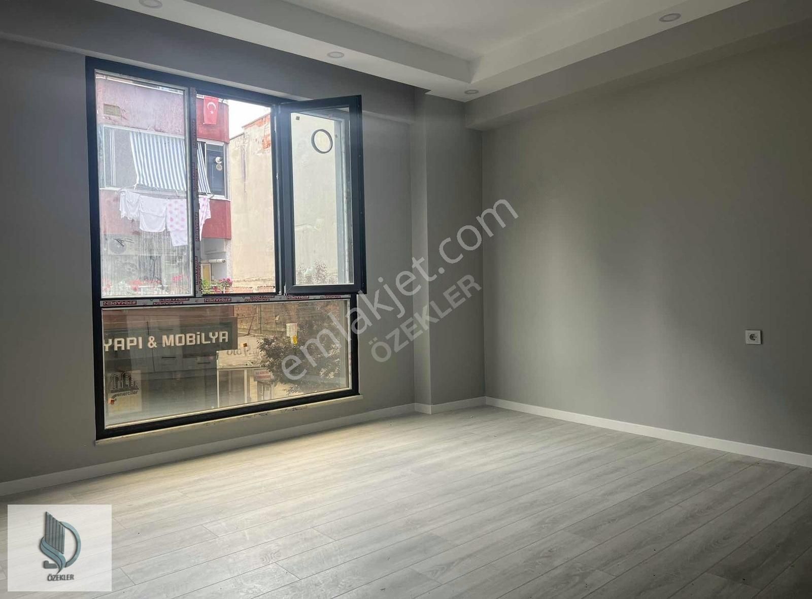 Yalova Merkez Rüstempaşa'da Satılık 2+1 Amerikan Mutfaklı Daire