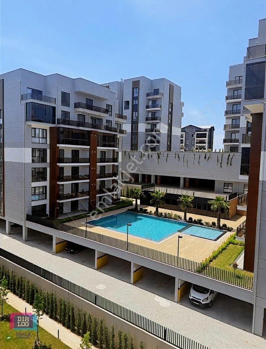 Dialog Skala Sade Yeşil Dubleks 4+1 240 M2 Net Alan Sosyal Donat