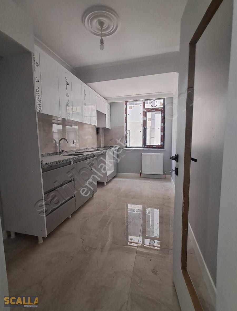 Scalla'dan Cennet Mah Barboros Cad 3+1 Sıfır Daire