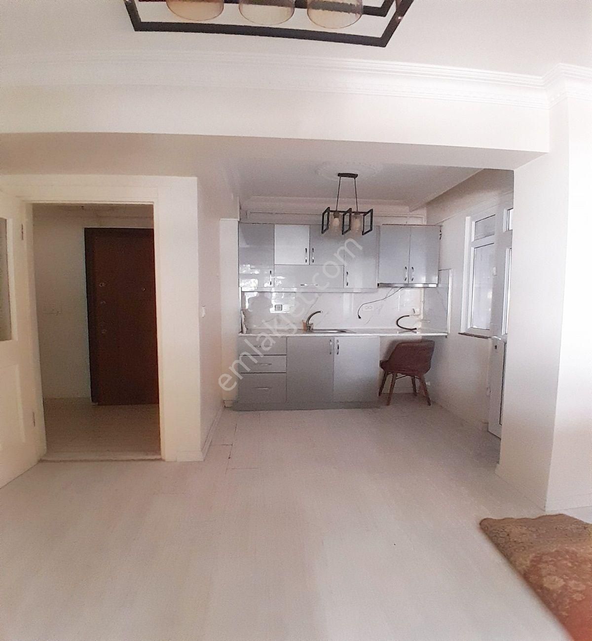 Avcılar Cihangirde 2+1 Balkonlu Y.giriş Satılık Daire Fırsatı - Görsel 2