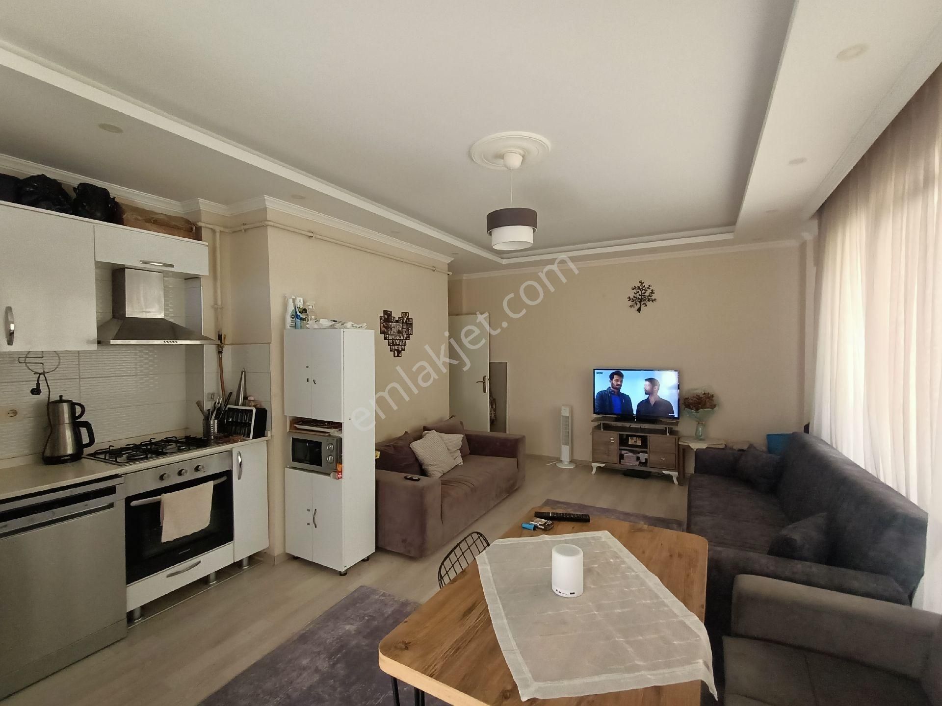 Barbaros'ta Satılık 1+1 Daire