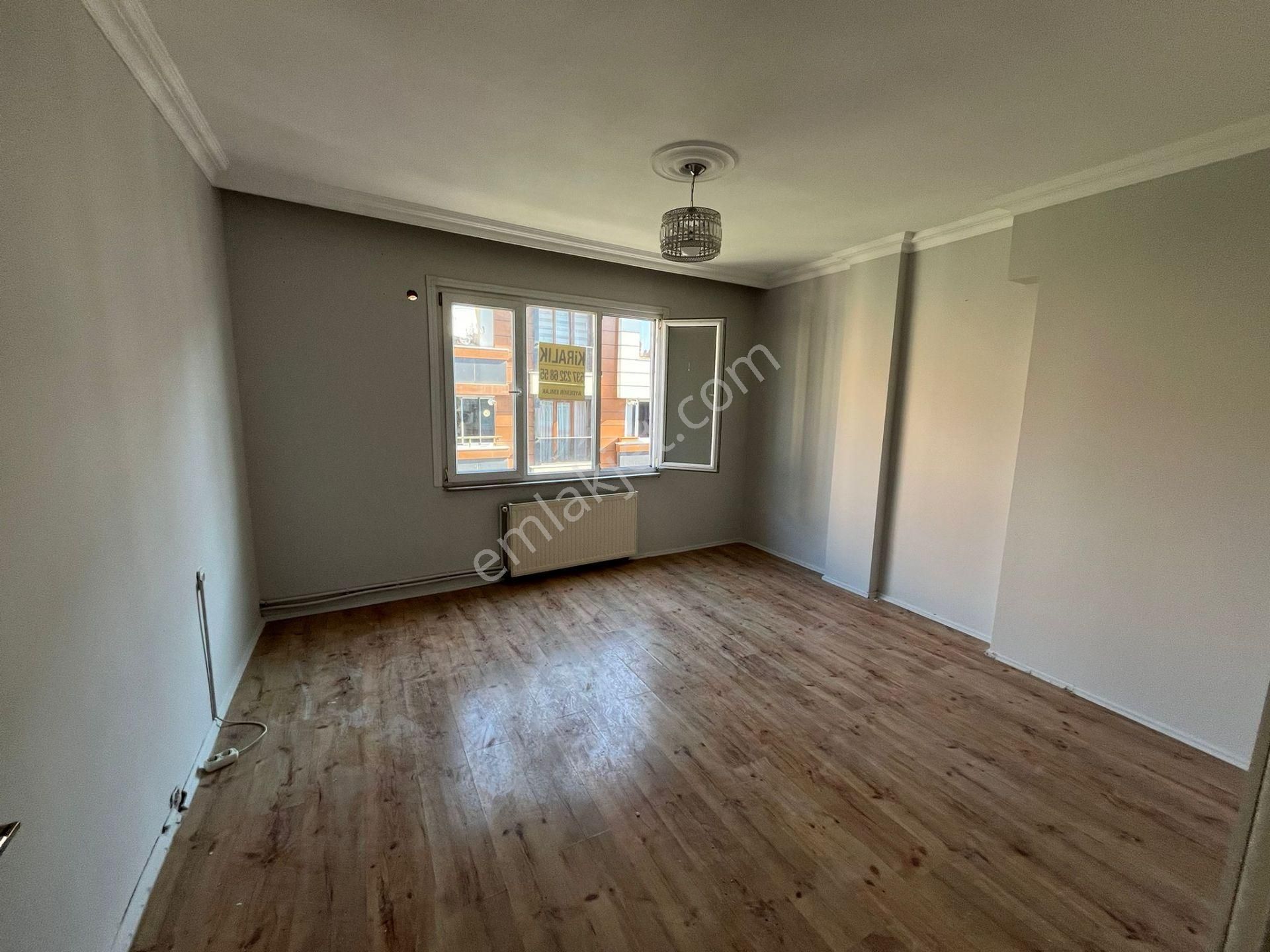 Kiralık Daire Yenibosna Hürriyet Mahallesinde