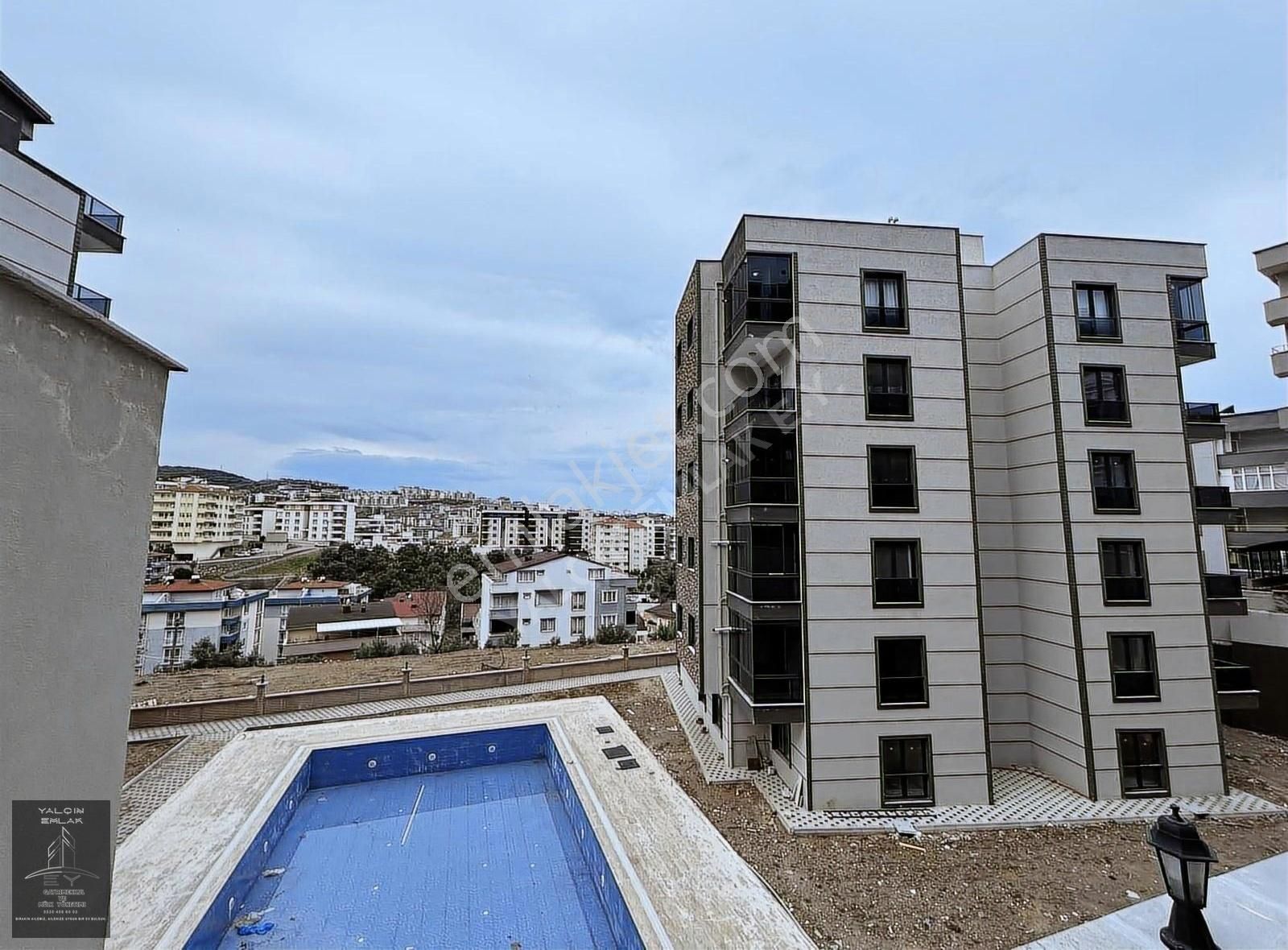 Yalçın Emlaktan Denize Cepheli 3+1 2+1 Fırsat Daireler - Görsel 11