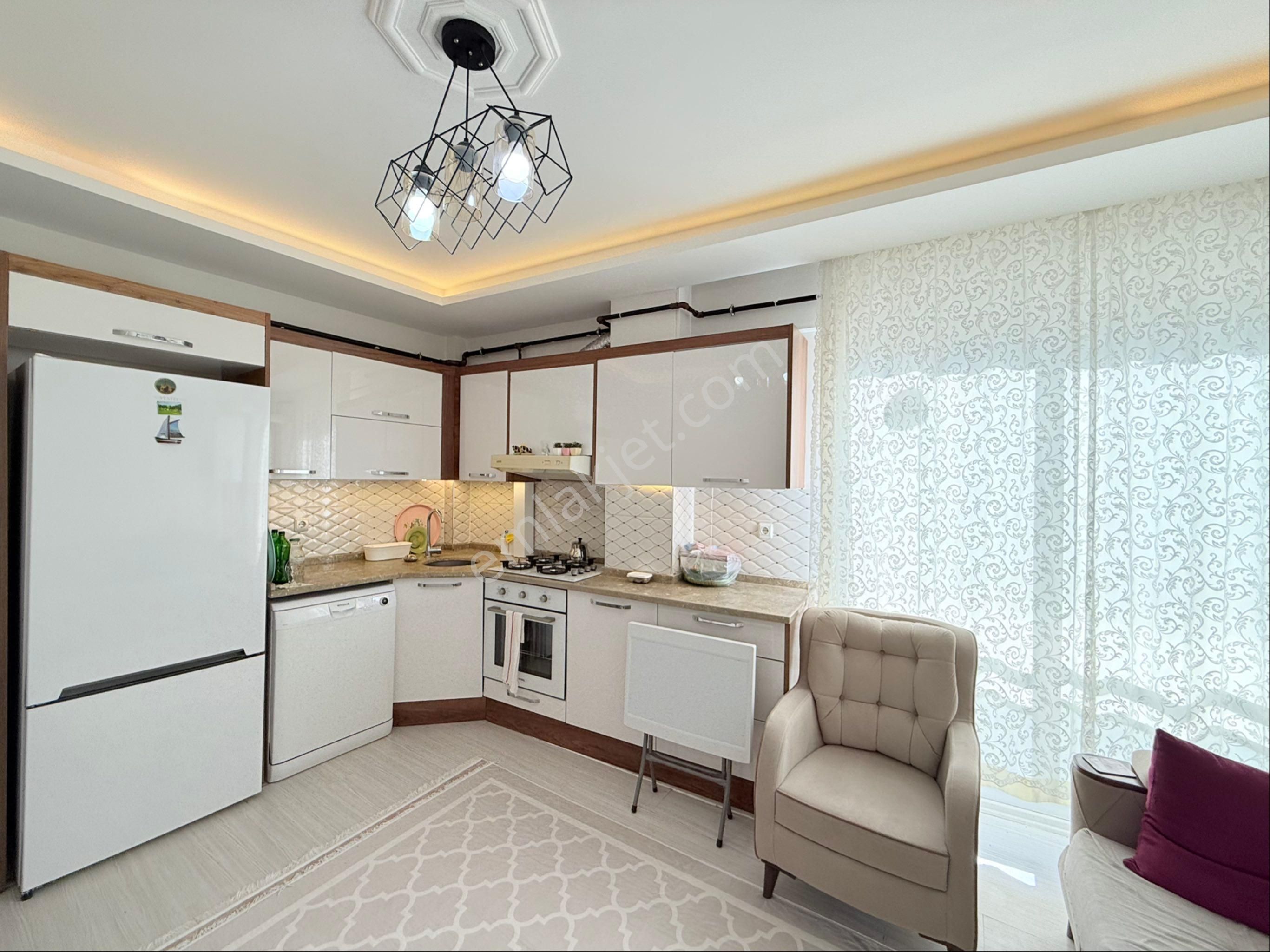 Emlak Center'dan Atatürk Mah Satılık 1+1 Daire