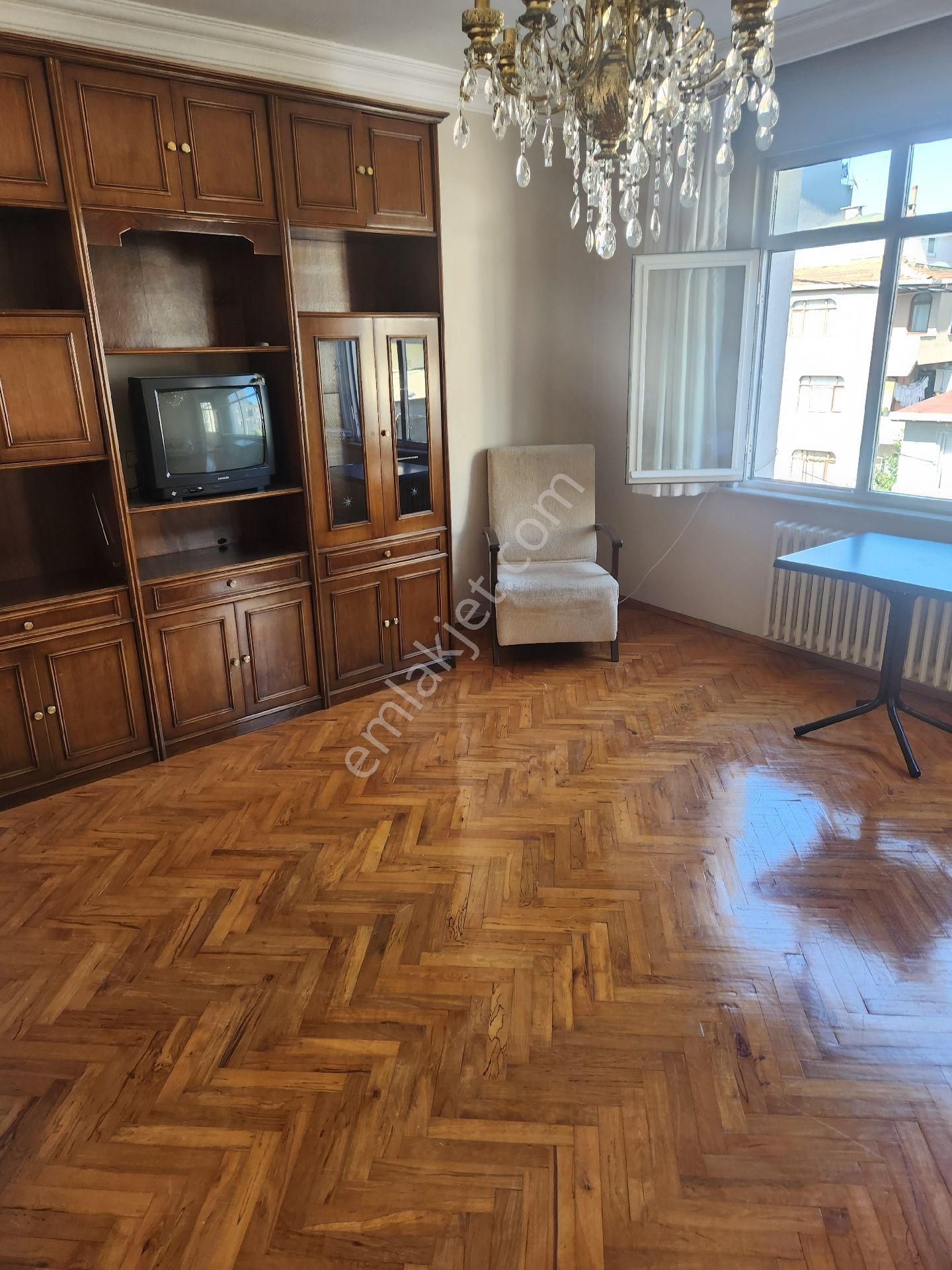 Sarıyer Tarabyada 2+1 Kiralık Daire