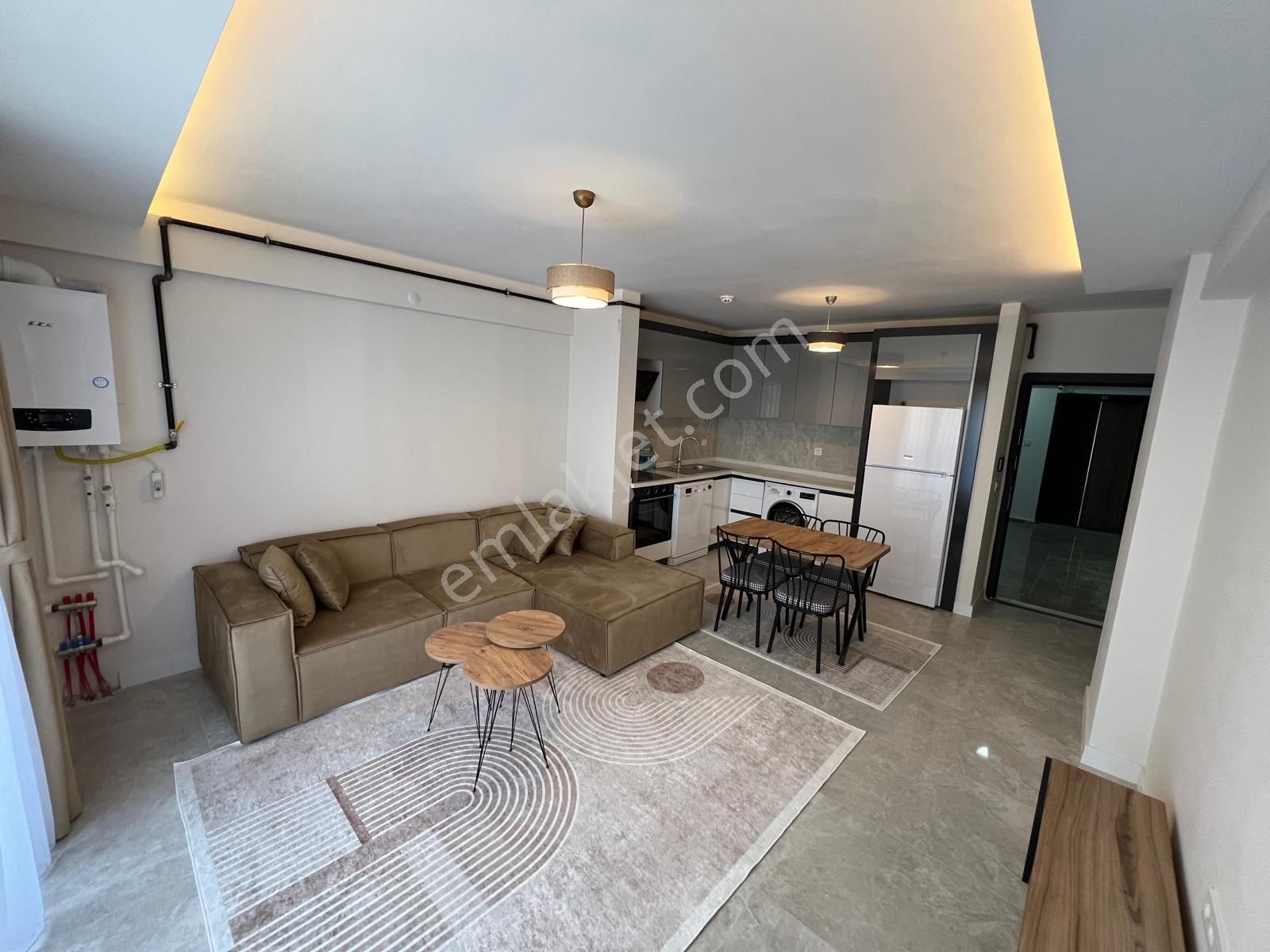 İncek Emlak'tan Sıfır Esyalı Geniş M2 Kiralık Daire