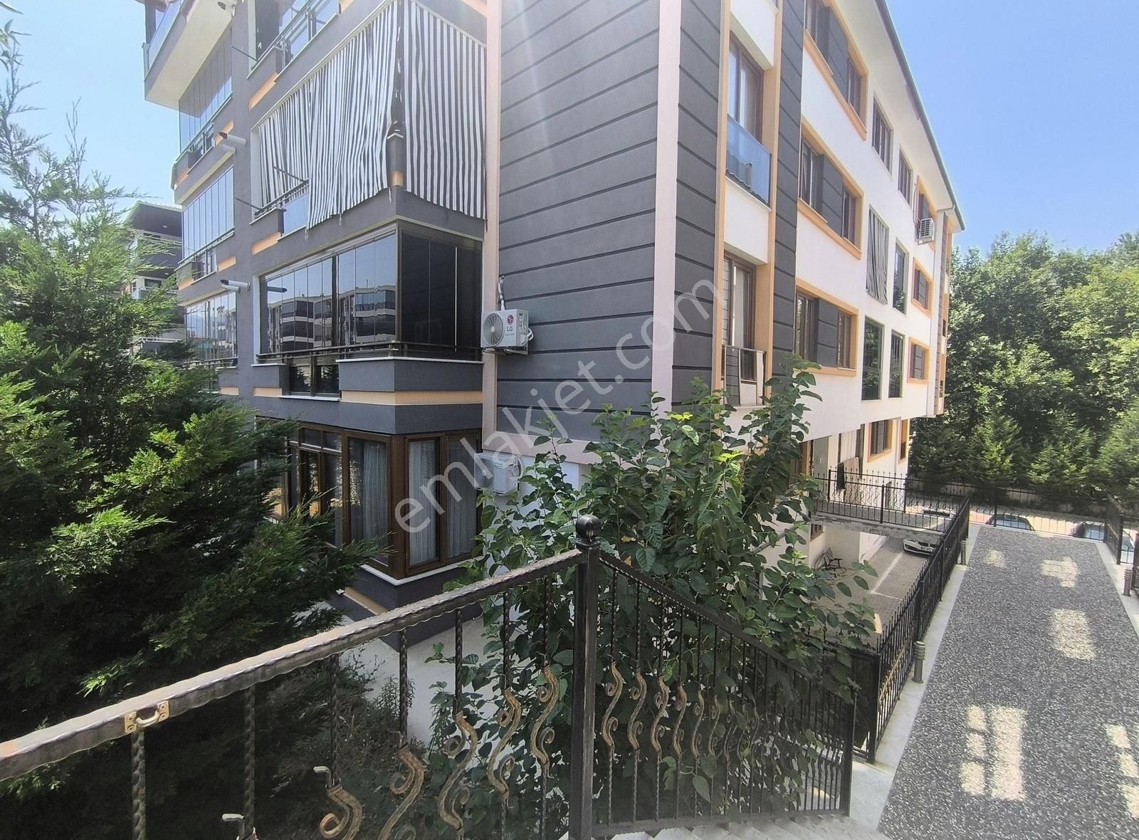 Toprak Dünyası'ndan Gümüşçay Tuik Yakını Kiralık 3+1 Arakat