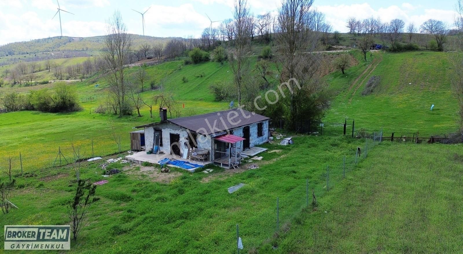 Nilüfer Korubaşı Satılık Çiftlik Taş Ev 2150m2 Tek Tapu Arazi