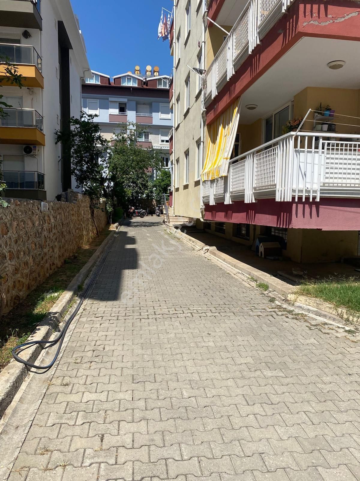 Cennet Gyo’dan Saray Mahallesinde Süper 3+1 Daire - Görsel 8