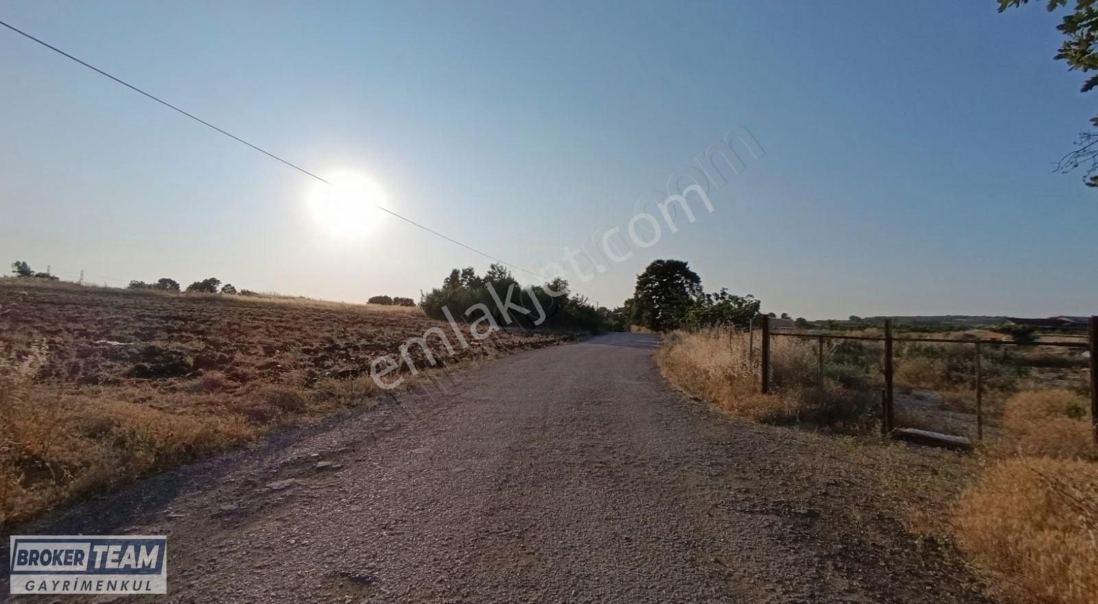 Hasanağa Da Asfalta Cephe Satılık Arazi