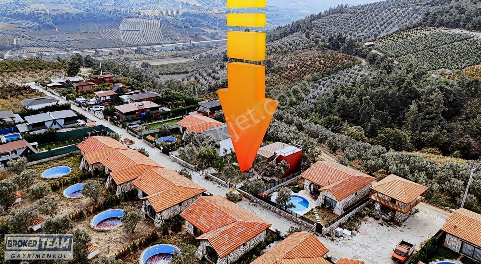 İznik Alakaya'da Arsa Fiyatına İki Katlı Müstakil Ev Ve Bahçesi