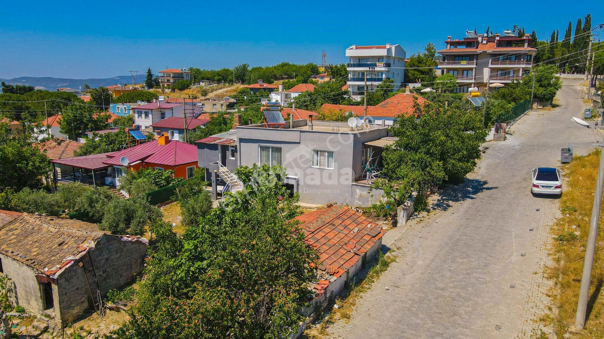 Kuşadası Yaylaköyde Deniz Manzaralı, Bahçe İçinde Müstakil Ev - Görsel 12