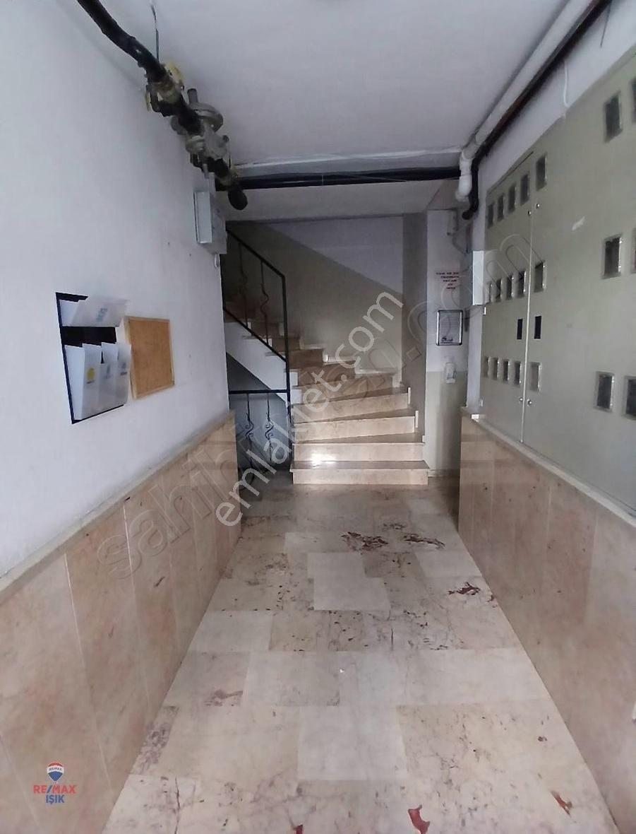 Ümraniye İstiklal Mahallesi 3+1 Satılık Daire - Görsel 4