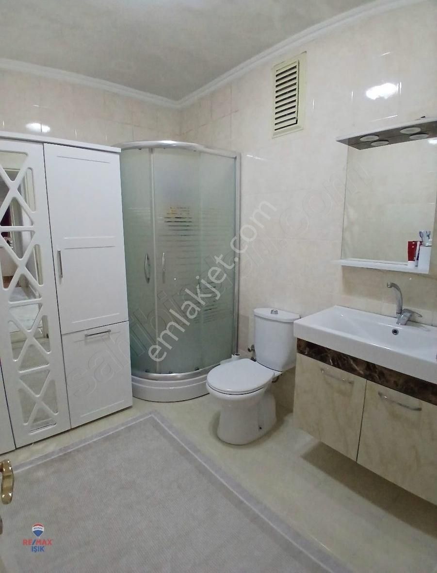 Ümraniye İstiklal Mahallesi 3+1 Satılık Daire - Görsel 7