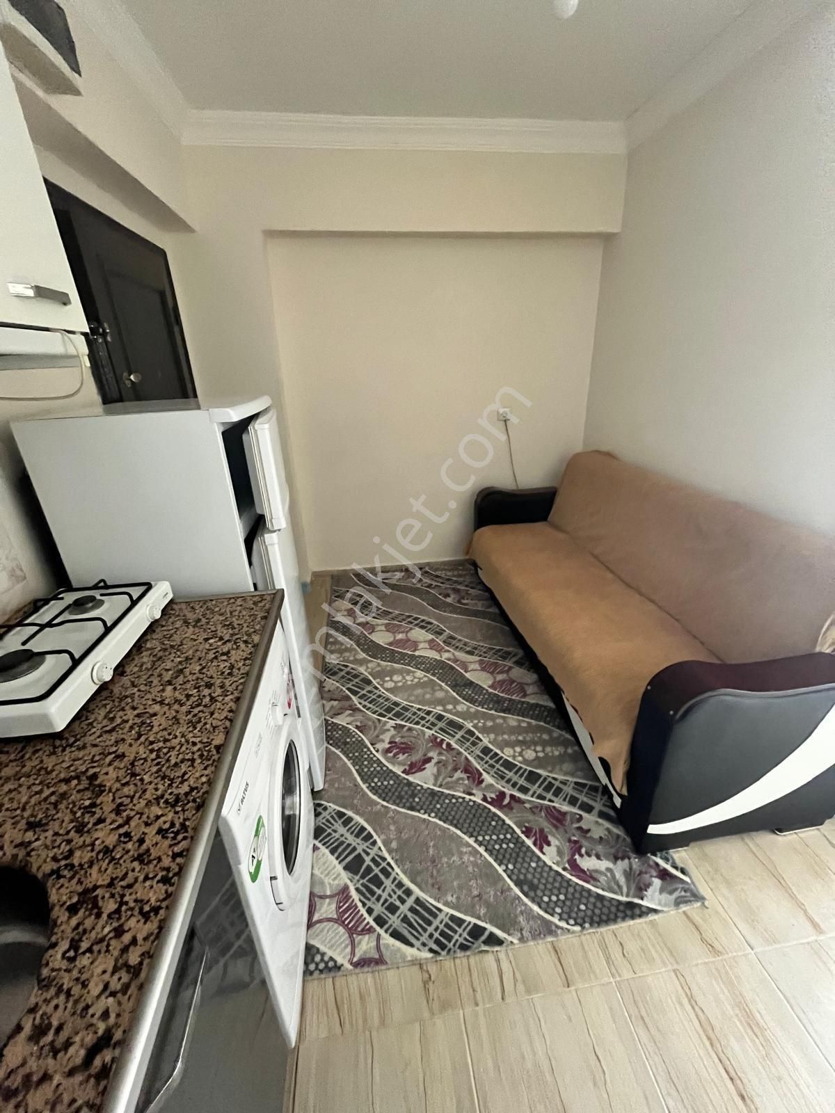Çelikev Gayrimenkul’den Kiralık 2+1 Apart