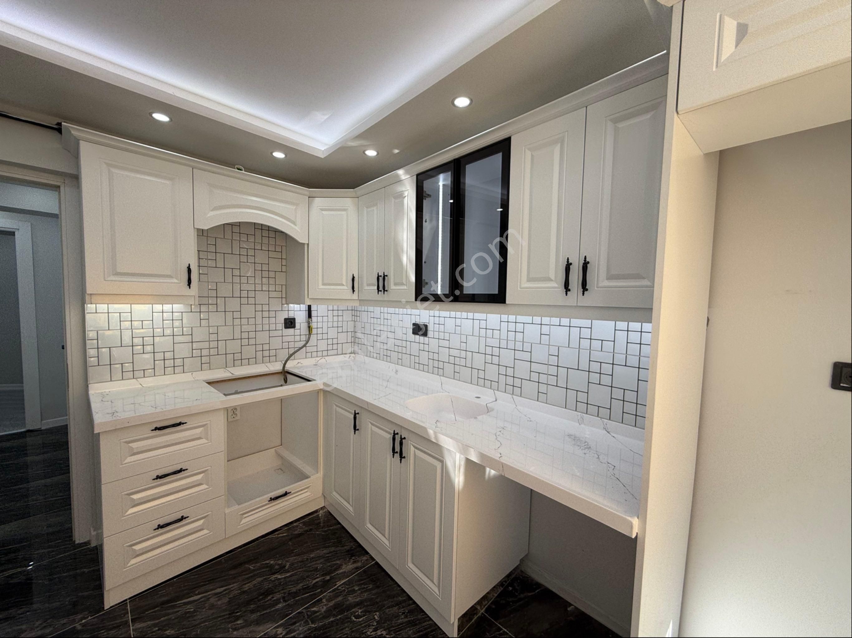 Emlak Center'dan Ulupark Civarında Satılık 3+1 Daire