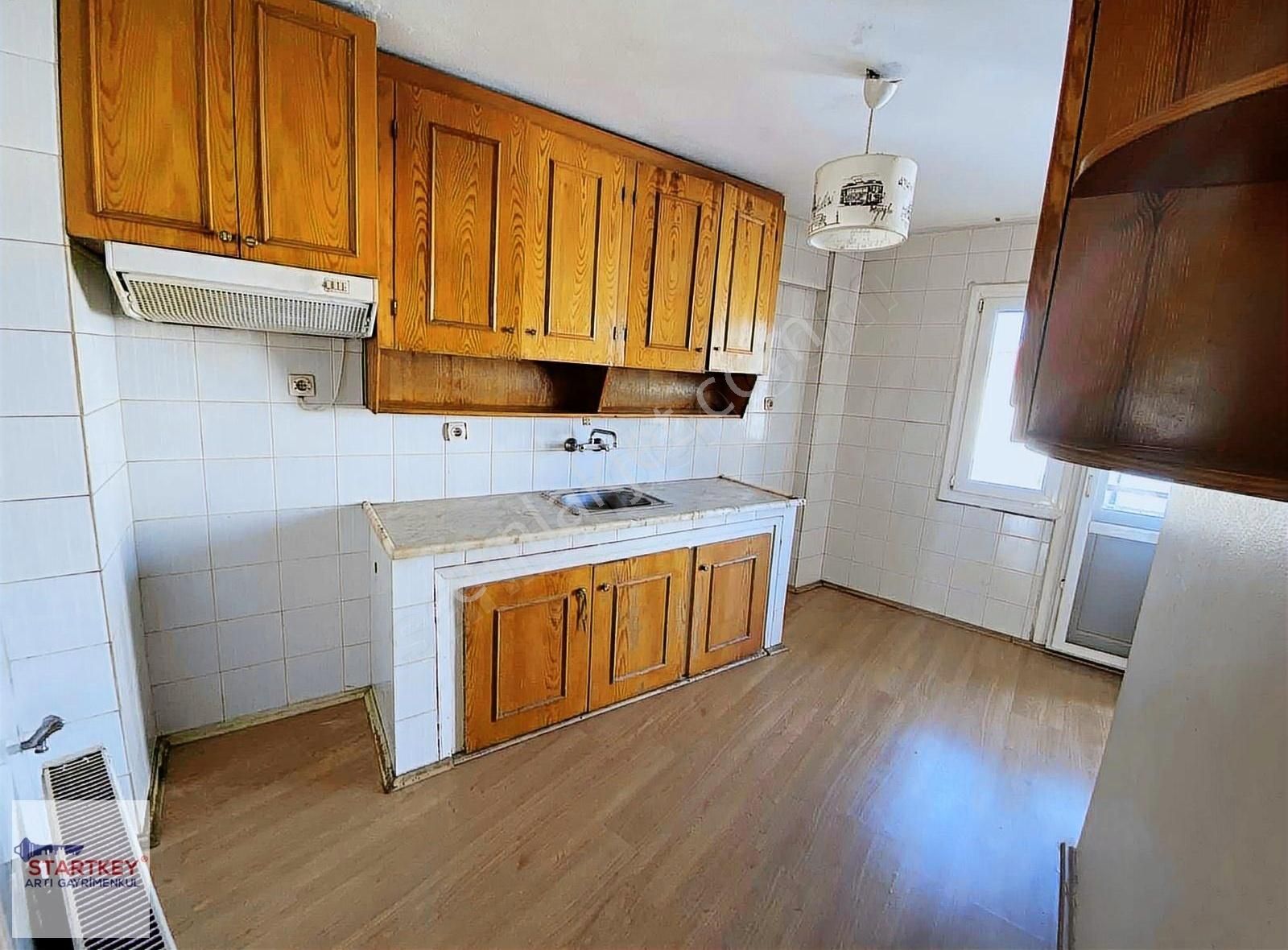 Karşıyaka Donanmacı Mahallesinde Sahile Yakın Satılık 3+1 Daire - Görsel 7