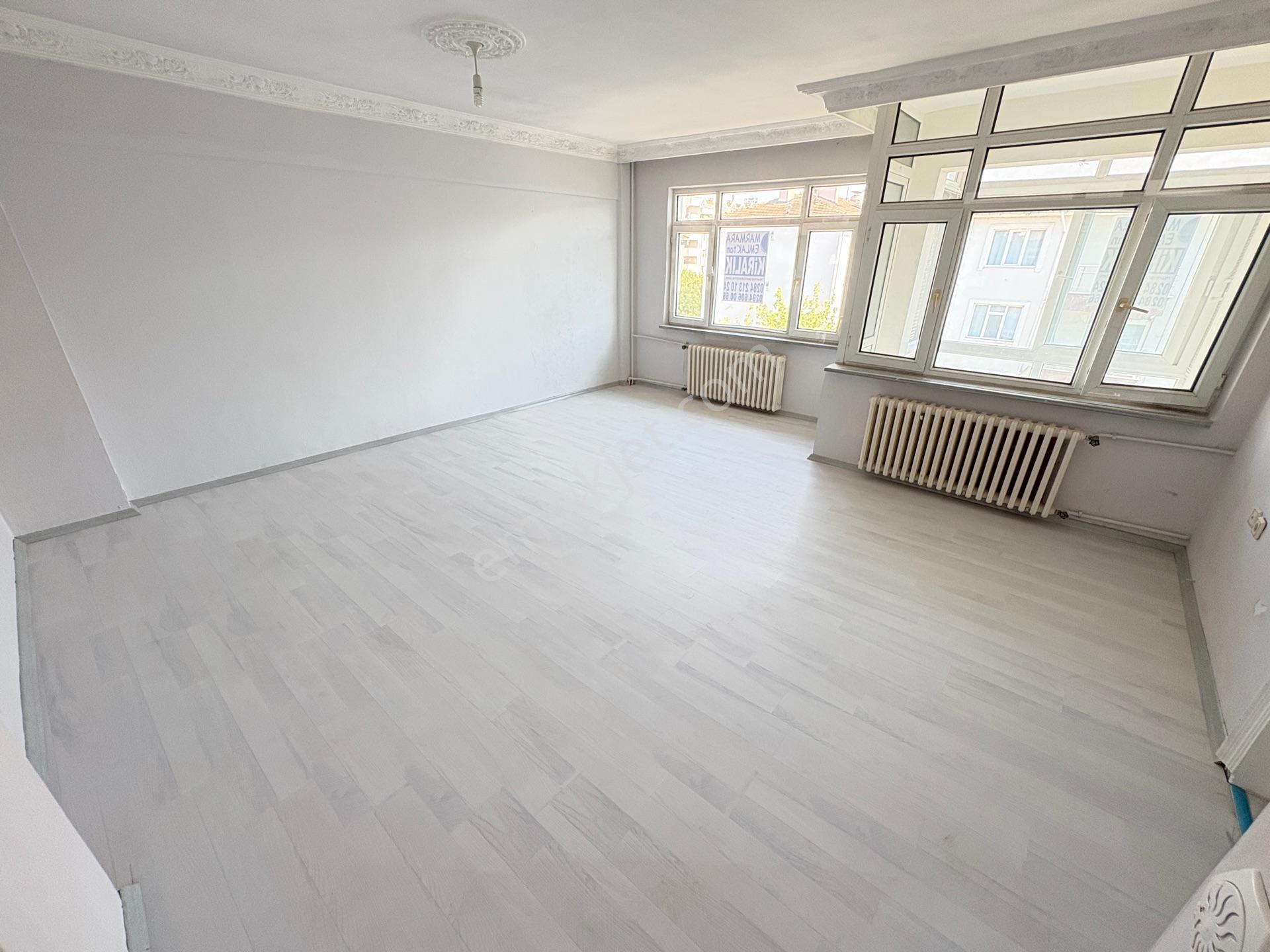 Marmara'dan 1.muratta Site İçerisinde 3+1 Kiralık Daire - Görsel 23