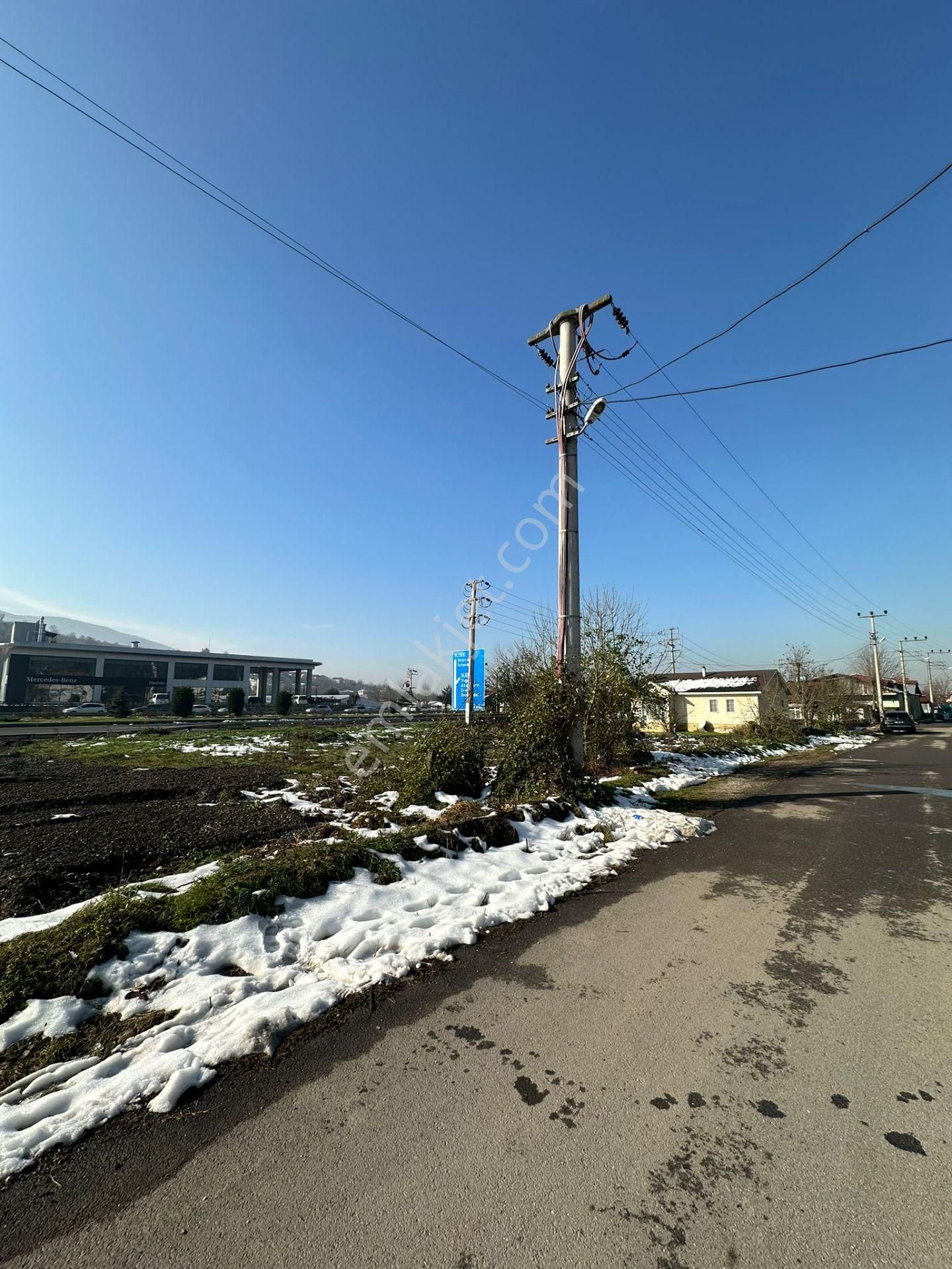 Kaynaşlı / Üçköprü'de | D100'e Cephe Ticari + Konut 460 M2 Arsa - Görsel 10