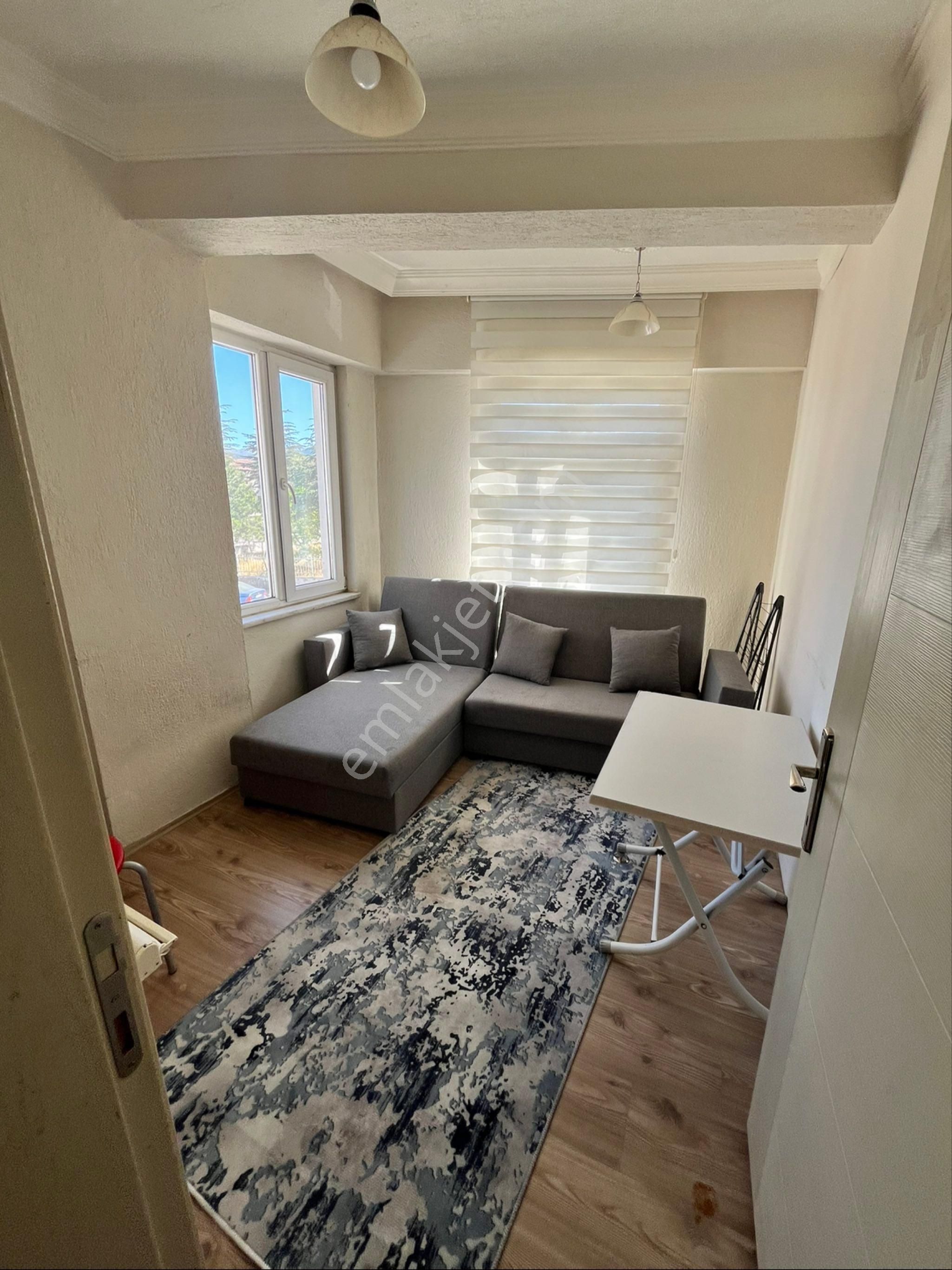 Çelikev Gayrimenkul’den Kiralık 1+1 Apart