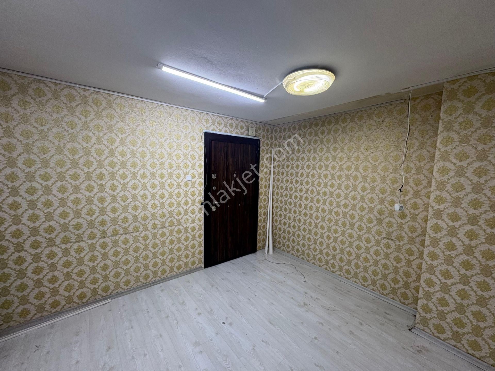 İstanbul Beyoğlu Halep Pasajı'nda Kiralık Ofis - Görsel 14