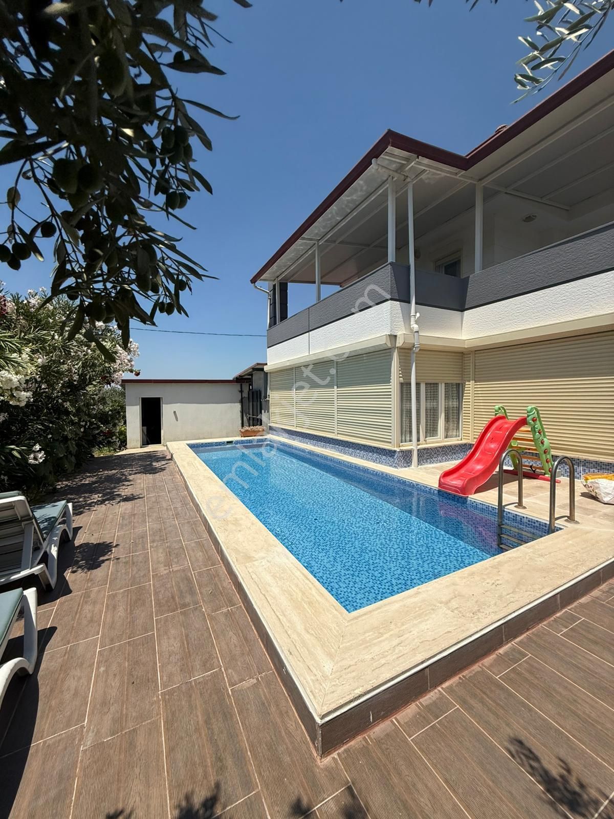 Kuşadası Karaova Mah. Satılık Havuzlu,bahçeli Müstakil Ev - Görsel 21