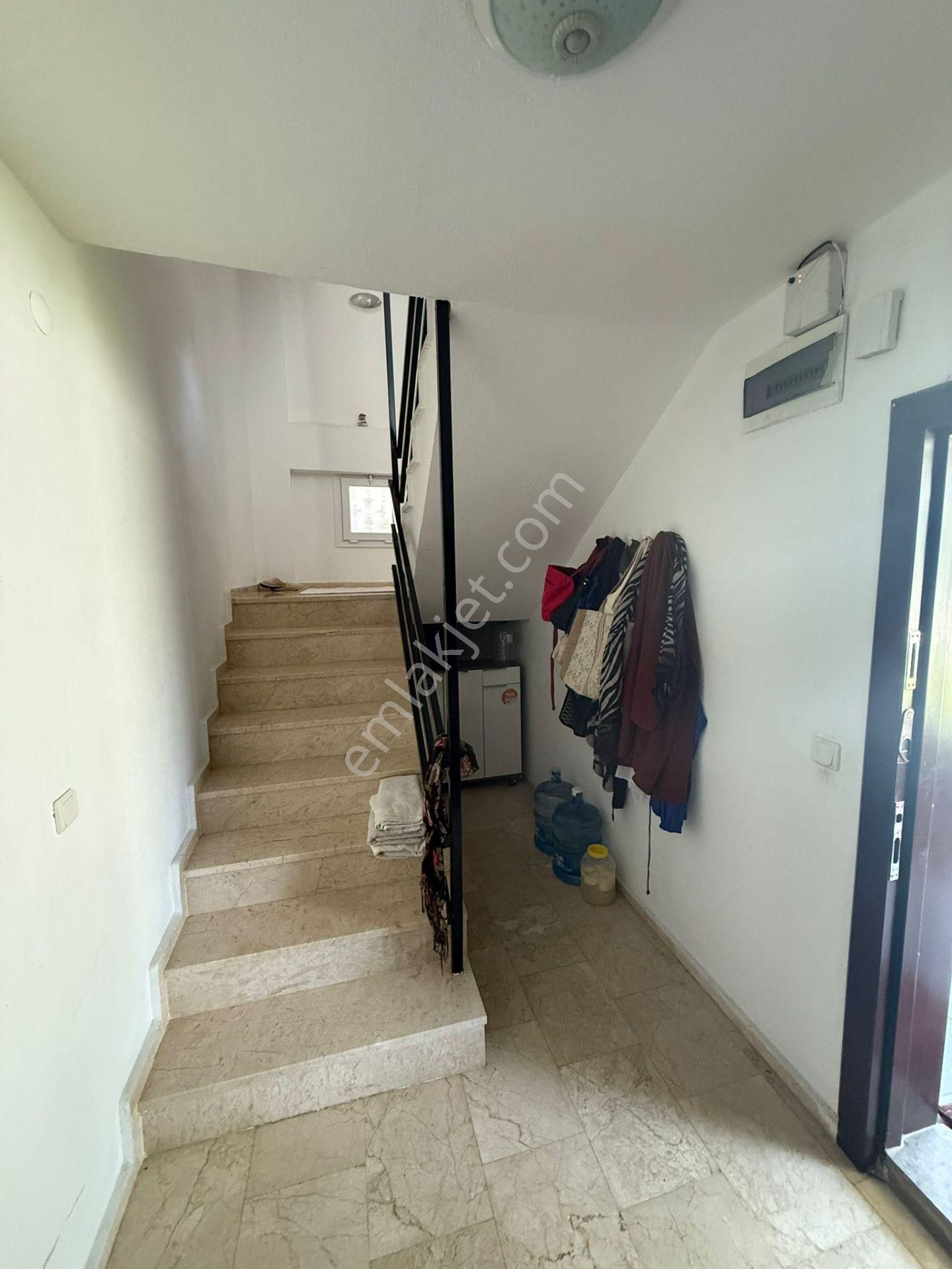 Kuşadası Karaova Mah. Satılık Havuzlu,bahçeli Müstakil Ev - Görsel 29