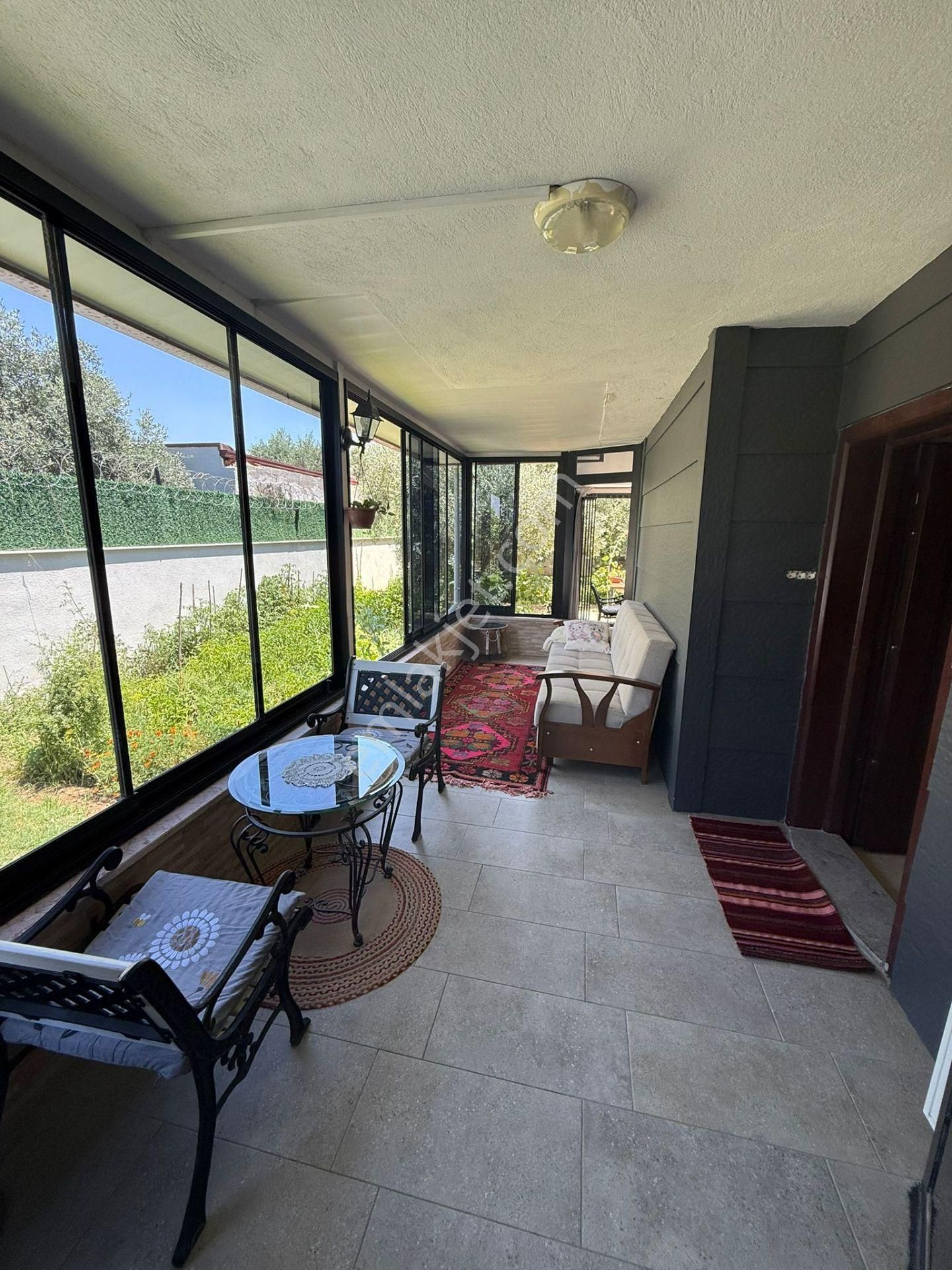 Kuşadası Karaova Mah. Satılık Havuzlu,bahçeli Müstakil Ev - Görsel 16